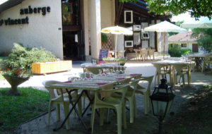 Terrasse restaurant Saint-Vincent de Mercuze